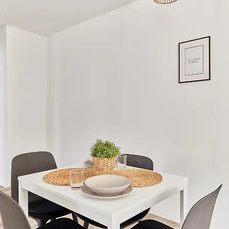 Elegantes 2 Neubau Lage Lägenhet